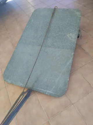 Carretilla de mano con rueda pequeña