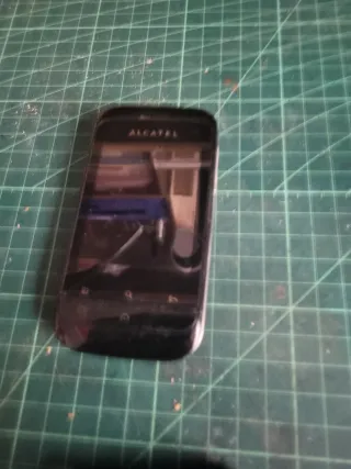 Varios teléfonos móviles Alcatel y Nokia,Samsung,