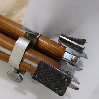 Trípode extensible madera y metal