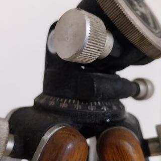 Trípode extensible madera y metal