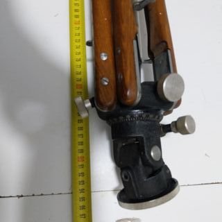 Trípode extensible madera y metal
