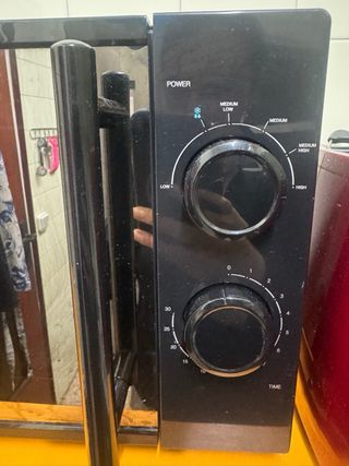 Microondas Cecotec Negro