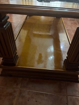 Mesa baja estilo clásico con cristal