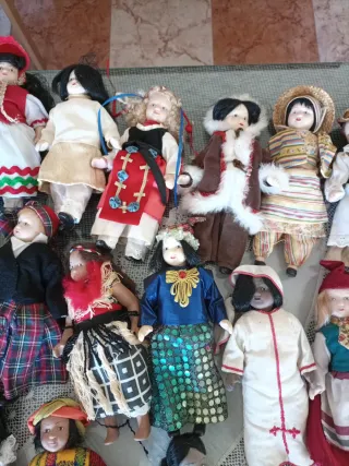 Colección Muñecas Porcelana Mundo