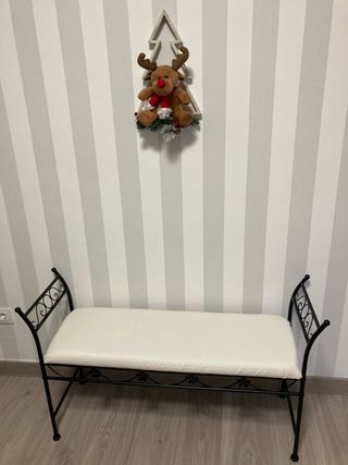 Banco tapizado para pie de cama o recibidor