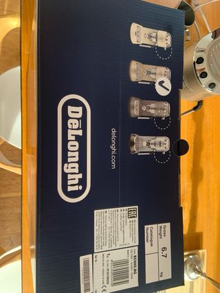 Cafetera Delonghi Dedica