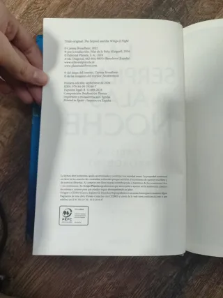 La serpiente y las alas de la noche (Edición De...