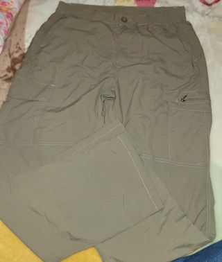Conjunto Cargo Camisa Polo y Pantalón Talla M