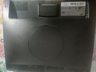 Pantalla Samsung SyncMaster 743 sin estrenar