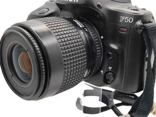 CAMARA ANALOGICA NIKON F50 + OBJ 35-80