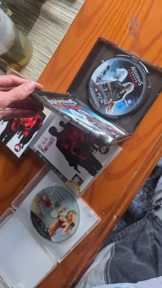 Pack 3 Juegos PS3: GTA V, El Padrino II, AC Revela