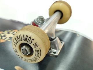 MONOPATIN ALIOKI DETALLES NEPALÍES