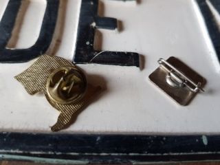 Antiguas insignias Partido Comunista y República