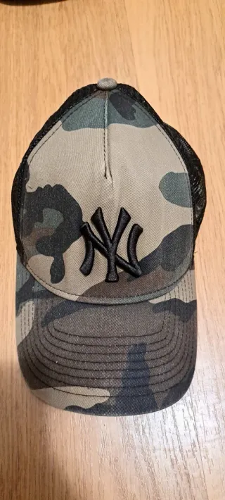 Lote de 9 gorras variadas