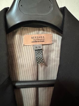 Americana Bershka Negra Mujer Talla XL