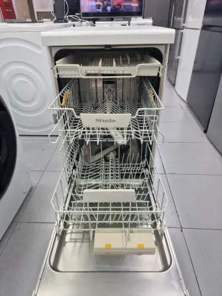 Lavavajillas Miele 45cm ancho