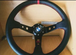 Volante BMW E46 Negro con Costuras Rojas
