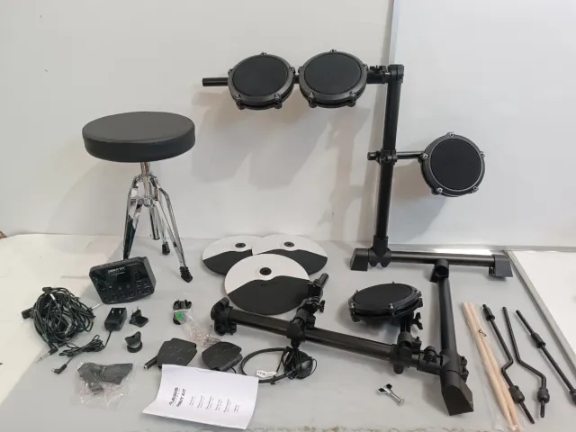 ///Batería alesis debut kit /// W31Y1111