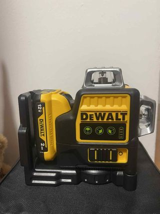 Laser dewalt 360 gradi 12 linee