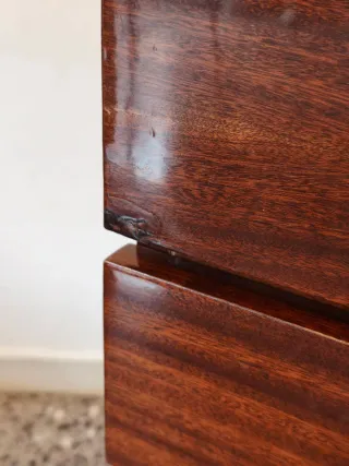 Mesita de noche vintage