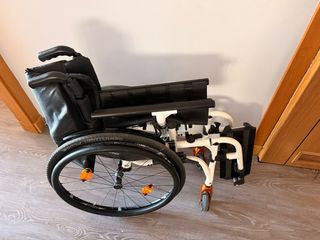 Silla de ruedas activa plegable