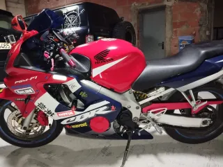 Honda CBR 600 F4i 2002
