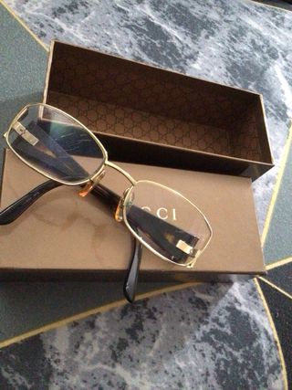 Gafas Gucci Vintage Doradas y Negras