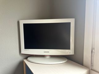 Televisor Samsung 26 Blanco