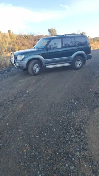 Toyota Land Cruiser 200 2001