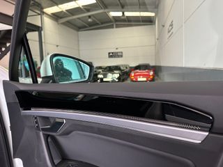 VOLKSWAGEN Touareg eHybrid Eleg 3.0 V6 TSI Tip 4M