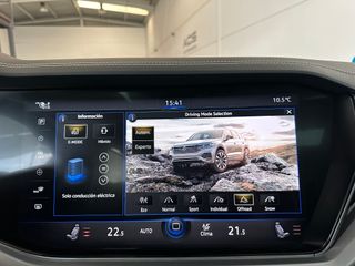 VOLKSWAGEN Touareg eHybrid Eleg 3.0 V6 TSI Tip 4M