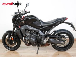 YAMAHA MT 09