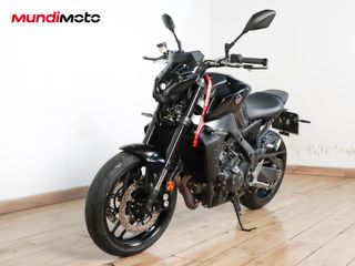 YAMAHA MT 09