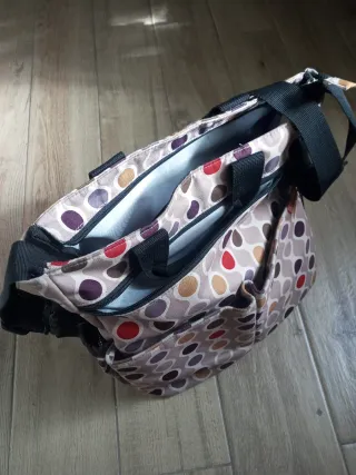 Bolso Skip Hop lunares bebé pañaler