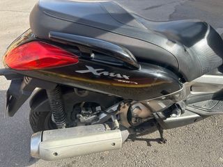 Yamaha X-MAX 250i con avería.