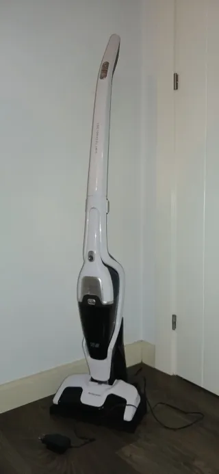 Aspirador Escoba Recargable 18V sin cable