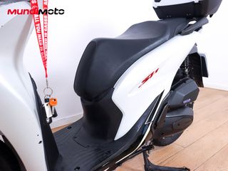 HONDA SCOOPY 125I SH SPORT ABS