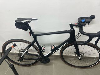 Bicicleta de carretera CUBE