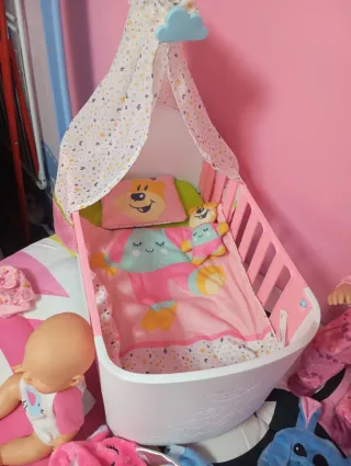 Lote Baby Born cuna y muñeco Simba