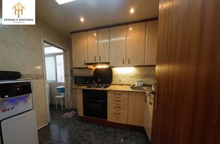 Piso en venta en Les Planes en Hospitalet de Llobregat, L´