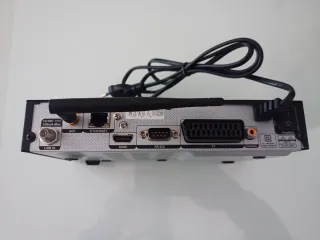 IRIS 9600 HD 02 Decodificador Satélite