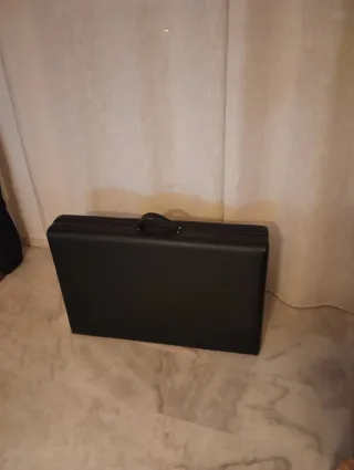 Camilla de masaje portátil