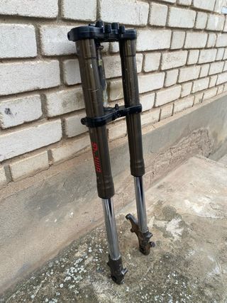 Horquillas invertidas Showa Derbi Senda