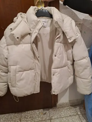 Chaqueta Bershka Beige