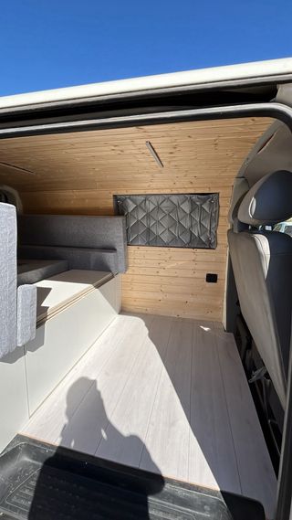 Volkswagen Transporter T5 2004