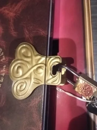 El mágico libro de los infinitos cuentos