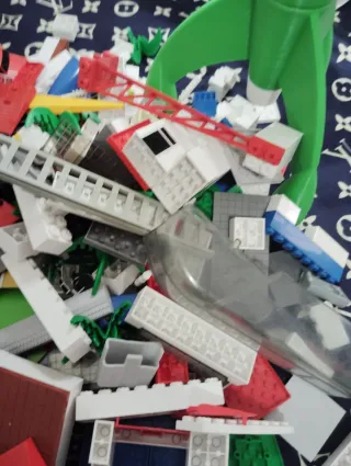 Tent Barco, Cohete, Coche y Más