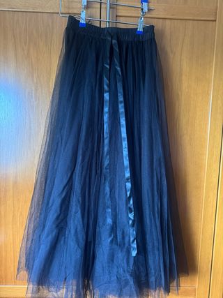 Falda tul larga negra