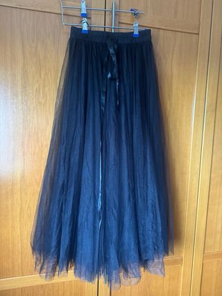 Falda tul larga negra