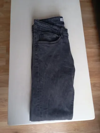 Vaqueros Zara